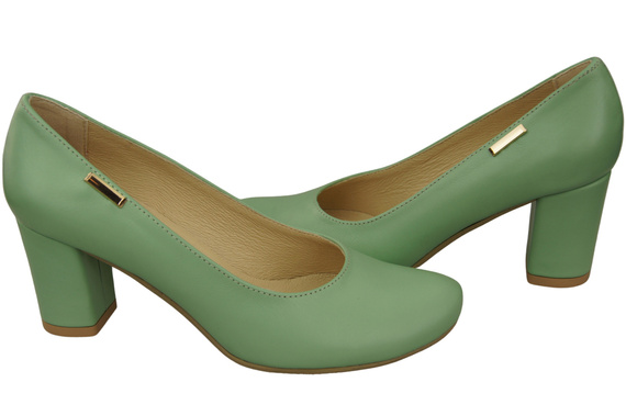 Footwear Classic Women's Natural Leather Almond Nose Dugout 201 ElitaBut