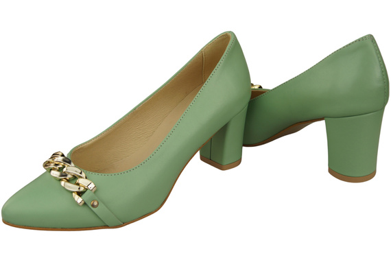 Classic Women's Pumps Shoes made of Natural Leather with a Gold Decorative Chain 200 ElitaBut