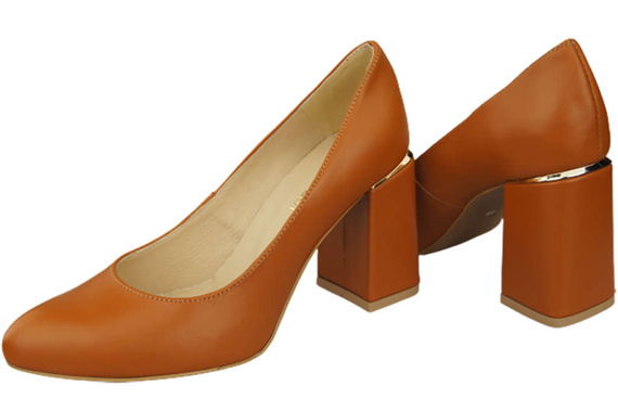 Women's shoes Pumps Natural leather 179 ElitaBut