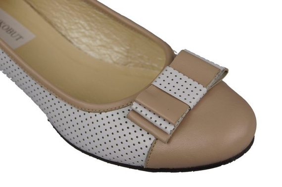 Obuwie Damskie Czółenka skóra naturalna Białe cappuccino 732 ElitaBut