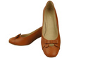 Women's Pumps with a Bow, Natural Leather and Low Heel 203 ElitaBut