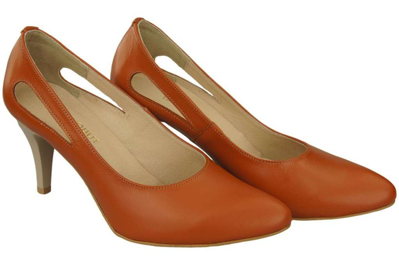Women's shoes Pumps Natural leather 166 ElitaBut