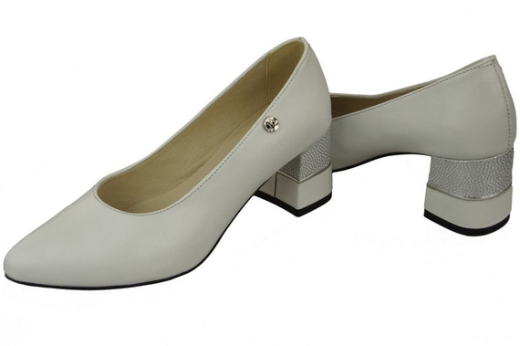 Women's shoes Pumps Natural leather 142 ElitaBut