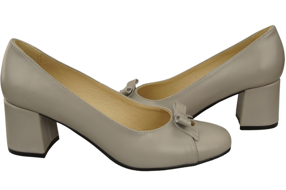 Women's Pumps with a Bow, Natural Leather and Low Heel 203 ElitaBut