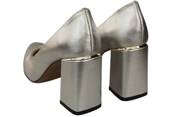 Women's shoes Pumps Natural leather 179 ElitaBut