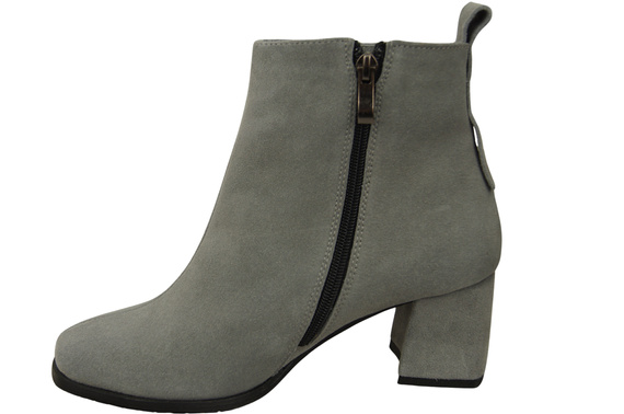 Women’s ankle boots in genuine suede leather, stable block heel, with zipper – 224 ElitaBut