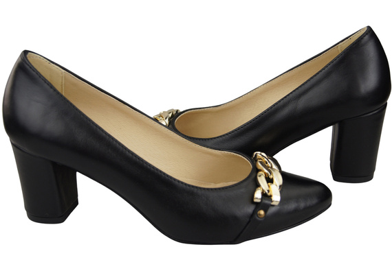 Classic Women's Pumps Shoes made of Natural Leather with a Gold Decorative Chain 200 ElitaBut
