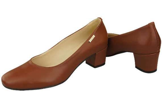 Women's shoes Pumps Natural leather 172 ElitaBut
