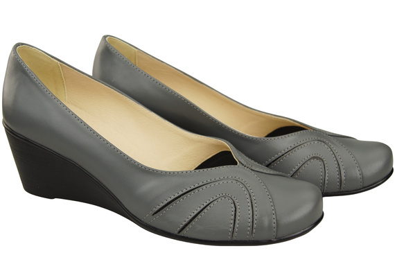 Women's Black Natural Leather Wedge Pumps 828 ElitaBut