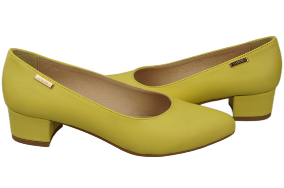 Women's low-heeled pumps timeless elegance and comfort 220 ElitaBut