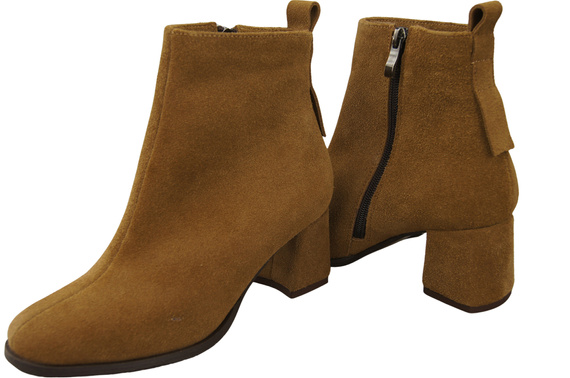 Women’s ankle boots in genuine suede leather, stable block heel, with zipper – 224 ElitaBut