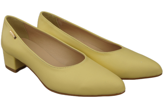 Women's low-heeled pumps timeless elegance and comfort 220 ElitaBut