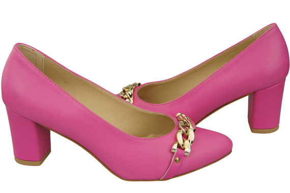 Classic Women's Pumps Shoes made of Natural Leather with a Gold Decorative Chain 200 ElitaBut