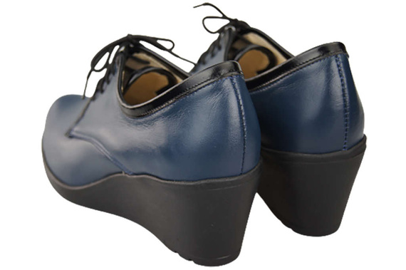 Shoes Women's Brogues On Wedge Natural leather 181 ElitaBut