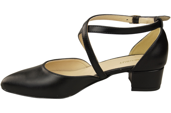 Women’s Leather Sandals with Straps Low Heel 223 ElitaBut