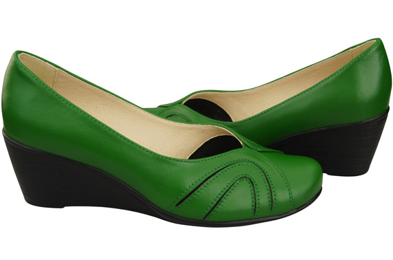 Women's Black Natural Leather Wedge Pumps 828 ElitaBut