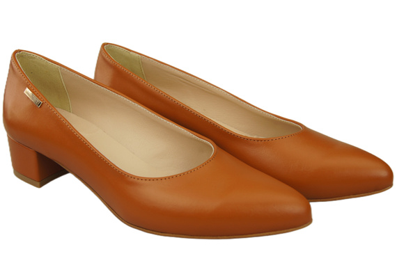 Women's low-heeled pumps timeless elegance and comfort 220 ElitaBut