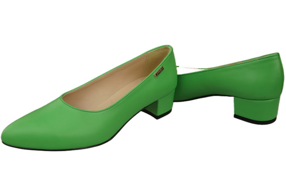 Women's low-heeled pumps timeless elegance and comfort 220 ElitaBut