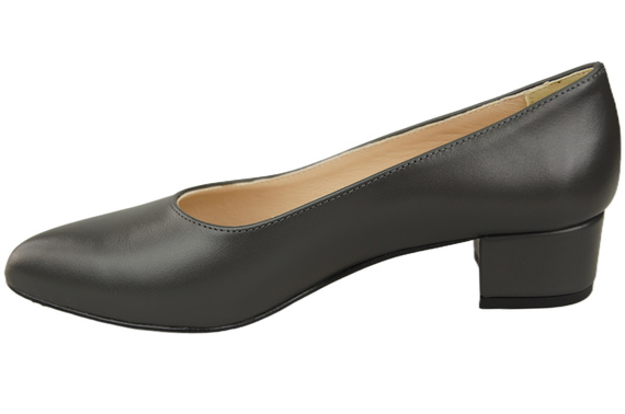 Women's low-heeled pumps timeless elegance and comfort 220 ElitaBut