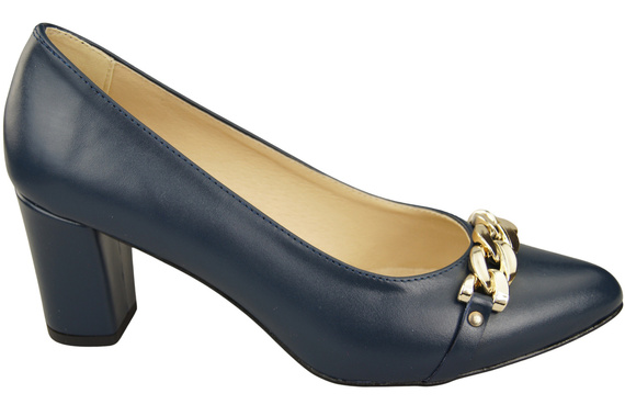 Classic Women's Pumps Shoes made of Natural Leather with a Gold Decorative Chain 200 ElitaBut