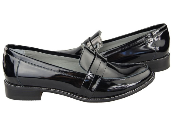 Shoes Women's loafers Natural leather lacquer 139 ElitaBut