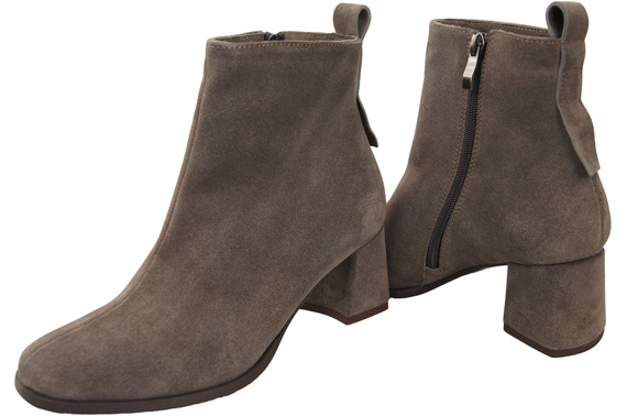 Women’s ankle boots in genuine suede leather, stable block heel, with zipper – 224 ElitaBut