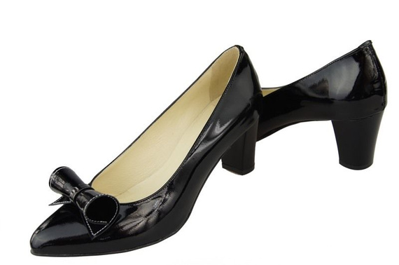 Women's shoes Pumps natural leather Lacquer 975 ElitaBut