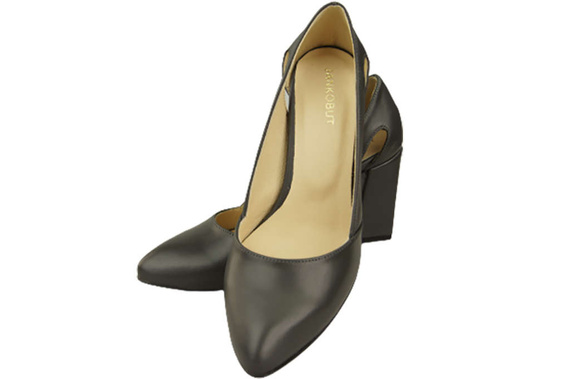Women's shoes Pumps Natural leather 184 ElitaBut