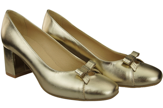 Women's Pumps with a Bow, Natural Leather and Low Heel 203 ElitaBut