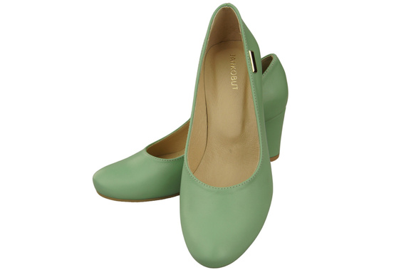 Footwear Classic Women's Natural Leather Almond Nose Dugout 201 ElitaBut