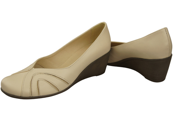Buty na Koturnie Beżowe Czółenka Damskie z Naturalnej Skóry 828 ElitaBut