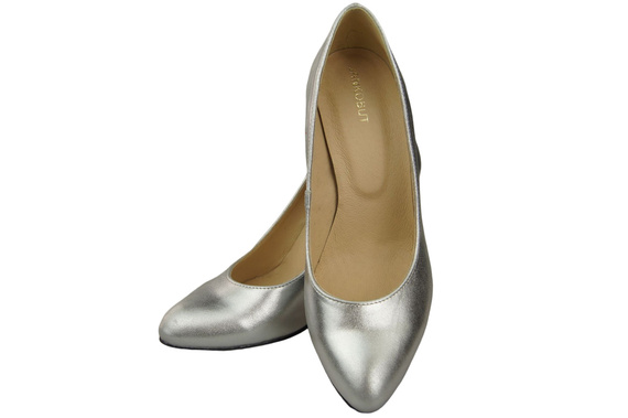 Women's shoes Pumps Natural leather 194 ElitaBut