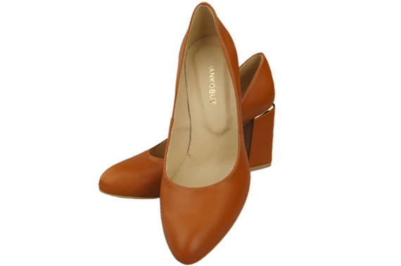 Women's shoes Pumps Natural leather 179 ElitaBut