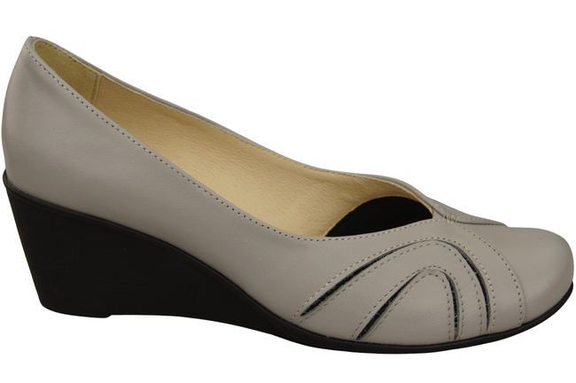 Women's Black Natural Leather Wedge Pumps 828 ElitaBut