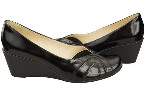 Buty na Koturnie Czarne Błyszczące Czółenka Damskie z Naturalnej Skóry 828 ElitaBut