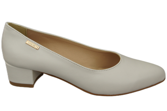 Women's low-heeled pumps timeless elegance and comfort 220 ElitaBut