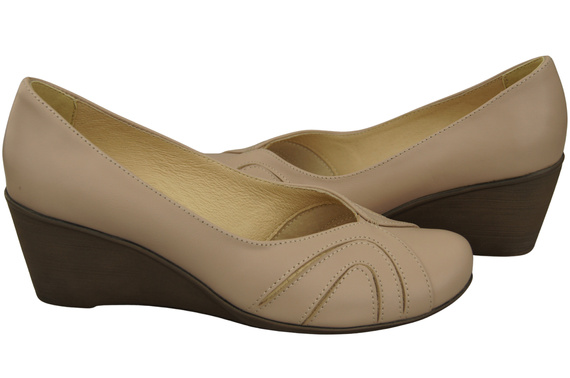 Buty na Koturnie Cappuccino Jasne Czółenka Damskie z Naturalnej Skóry 828 ElitaBut