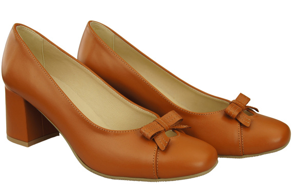 Women's Pumps with a Bow, Natural Leather and Low Heel 203 ElitaBut