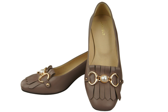 Women's shoes Pumps Natural leather 195 ElitaBut