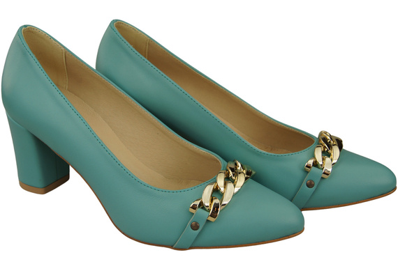 Classic Women's Pumps Shoes made of Natural Leather with a Gold Decorative Chain 200 ElitaBut