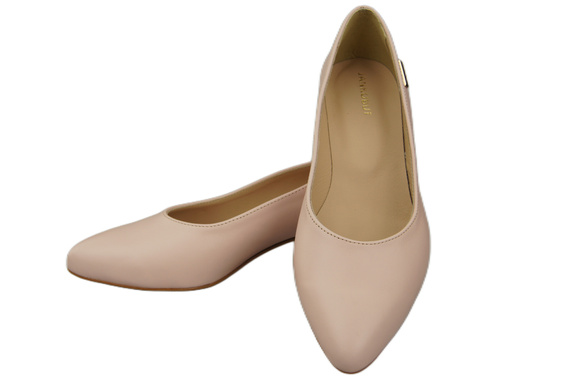 Women's low-heeled pumps timeless elegance and comfort 220 ElitaBut