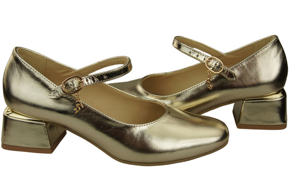 Women's shoes Pumps with a strap, natural leather 202 ElitaBut