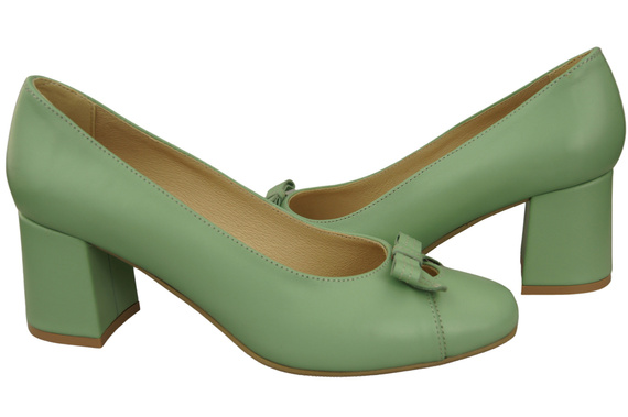 Women's Pumps with a Bow, Natural Leather and Low Heel 203 ElitaBut