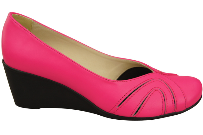 Women's Black Natural Leather Wedge Pumps 828 ElitaBut