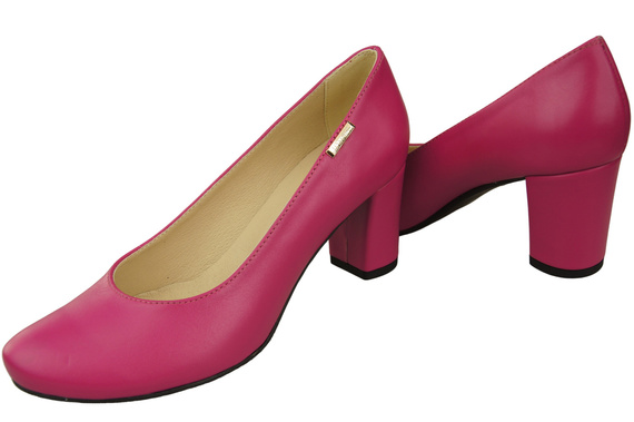 Footwear Classic Women's Natural Leather Almond Nose Dugout 201 ElitaBut