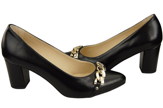 Classic Women's Pumps Shoes made of Natural Leather with a Gold Decorative Chain 200 ElitaBut