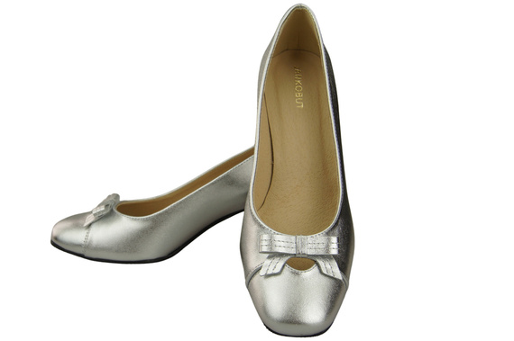 Women's Pumps with a Bow, Natural Leather and Low Heel 203 ElitaBut
