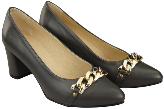Classic Women's Pumps Shoes made of Natural Leather with a Gold Decorative Chain 200 ElitaBut