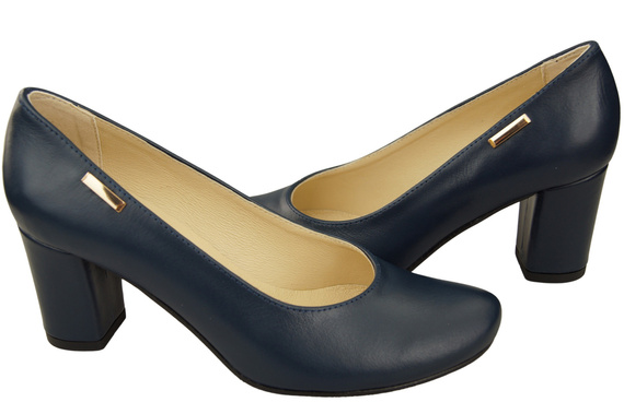 Footwear Classic Women's Natural Leather Almond Nose Dugout 201 ElitaBut