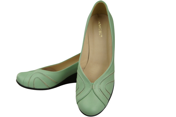 Women's Black Natural Leather Wedge Pumps 828 ElitaBut